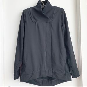 Lululemon Belle wrap size 6